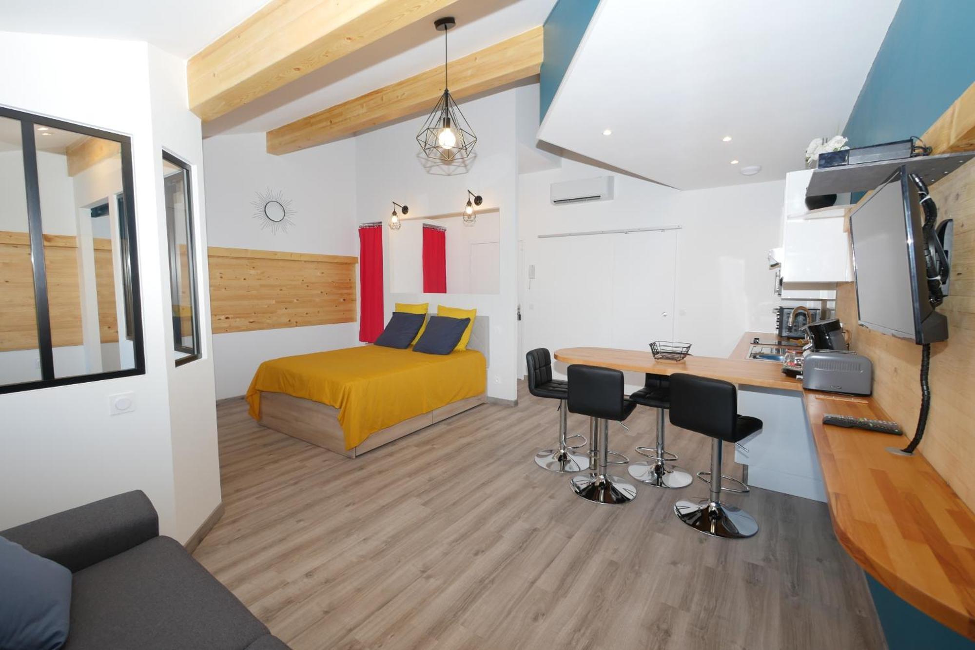 Appart Hotel Алби Стая снимка